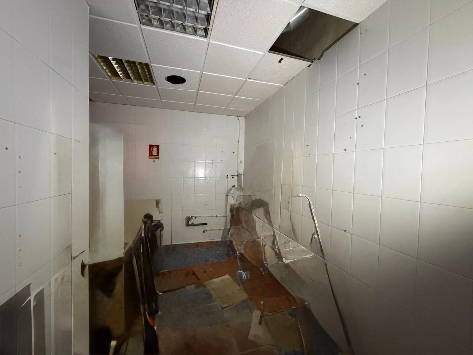 Local Comercial en Huércal de Almería en venta - 139.000 € (Ref: 9896480)