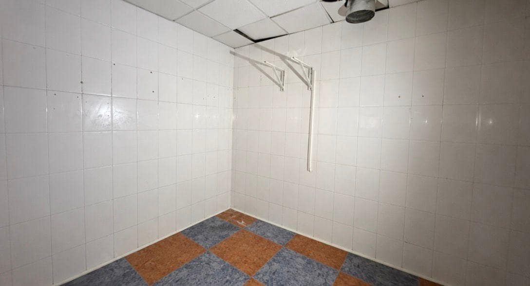 Commercial for sale in Huercal de Almeria - € 139,000 (Ref: 9896480)