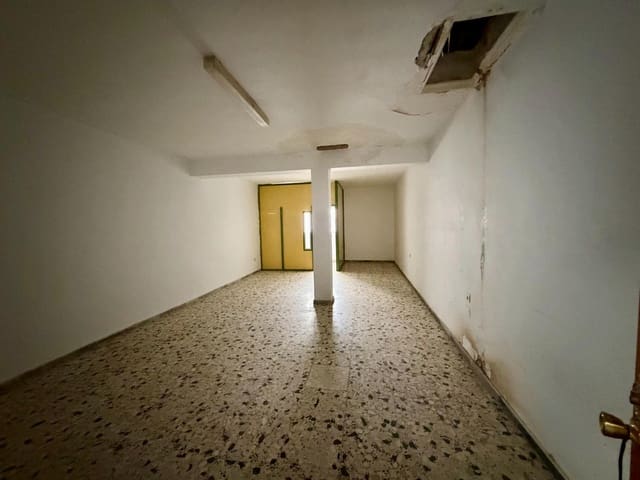 6 quarto Comercial para venda em Roquetas de Mar - 215 000 € (Ref: 9922453)