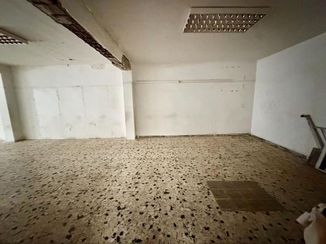 6 quarto Comercial para venda em Roquetas de Mar - 215 000 € (Ref: 9922453)