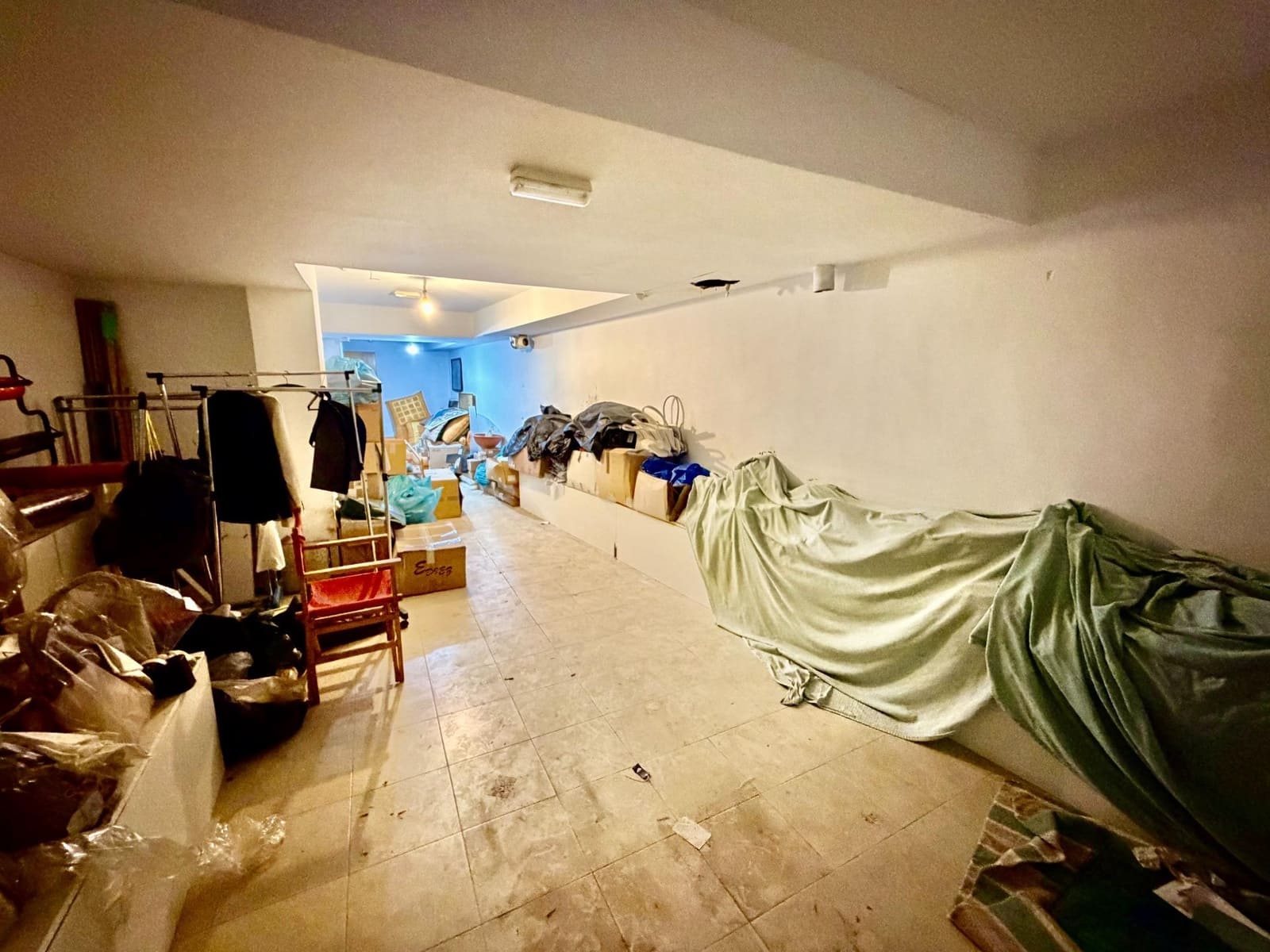 Commercieel te koop in Almeria stad - € 85.000 (Ref: 9948065)