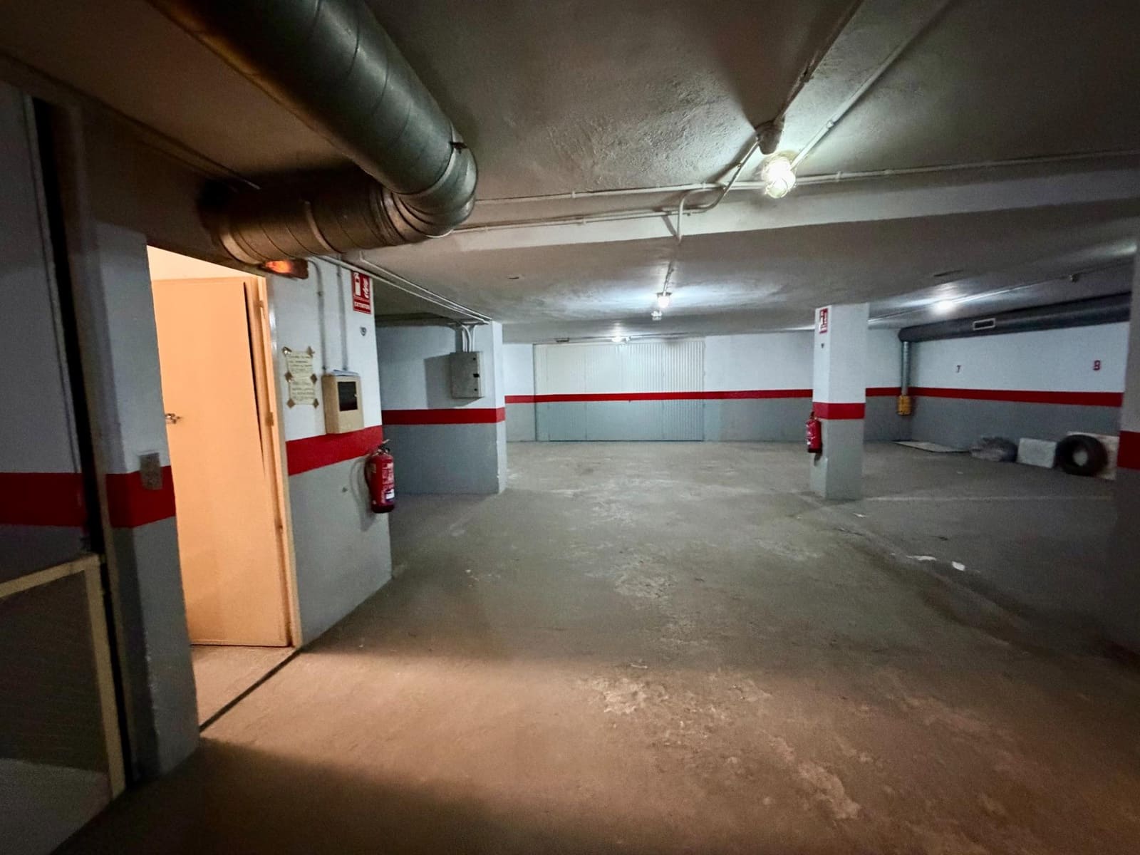 Garage til salg i Almeria by - € 25.000 (Ref: 9948066)