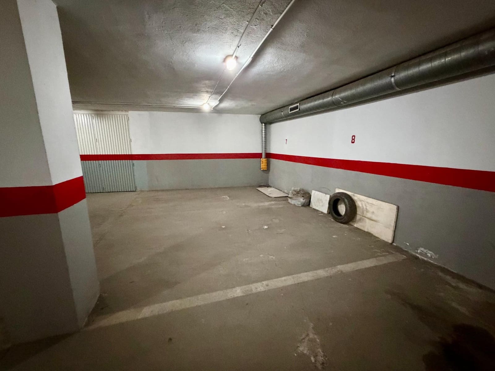 Garage til salg i Almeria by - € 25.000 (Ref: 9948066)