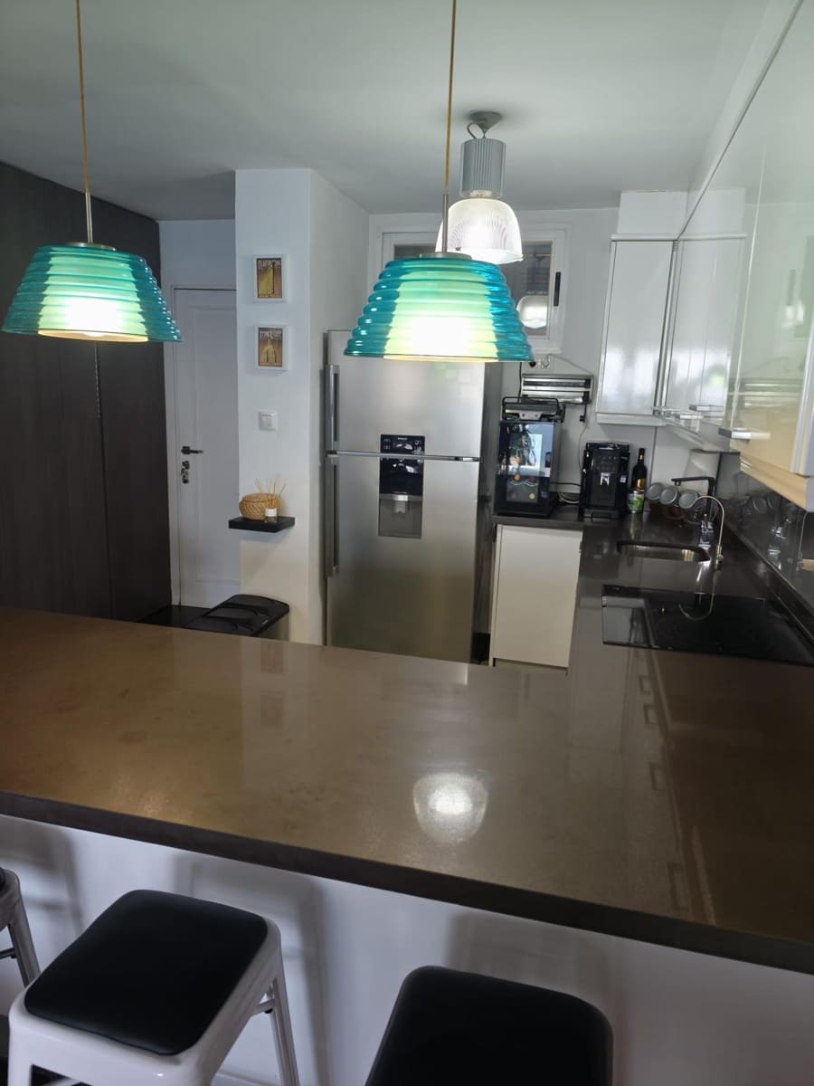2 sovrum Lägenhet till salu i Almeria stad med pool - 205 000 € (Ref: 9948067)