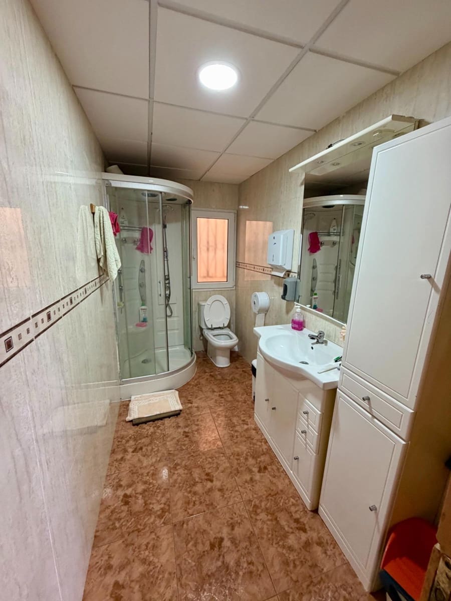 5 sovrum Villa till salu i Huercal de Almeria med garage - 320 000 € (Ref: 9949935)