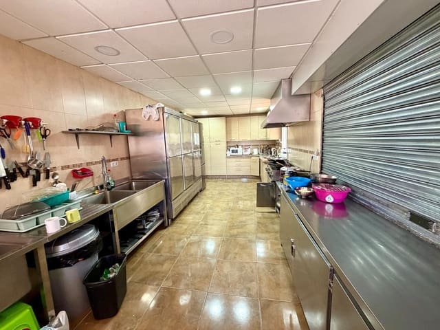 5 sovrum Villa till salu i Huércal de Almería med garage - 320 000 € (Ref: 9949935)