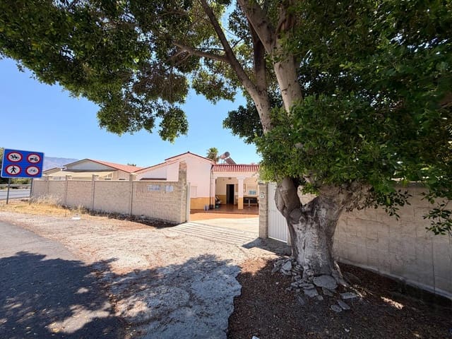 5 sovrum Villa till salu i Huércal de Almería med garage - 320 000 € (Ref: 9949935)