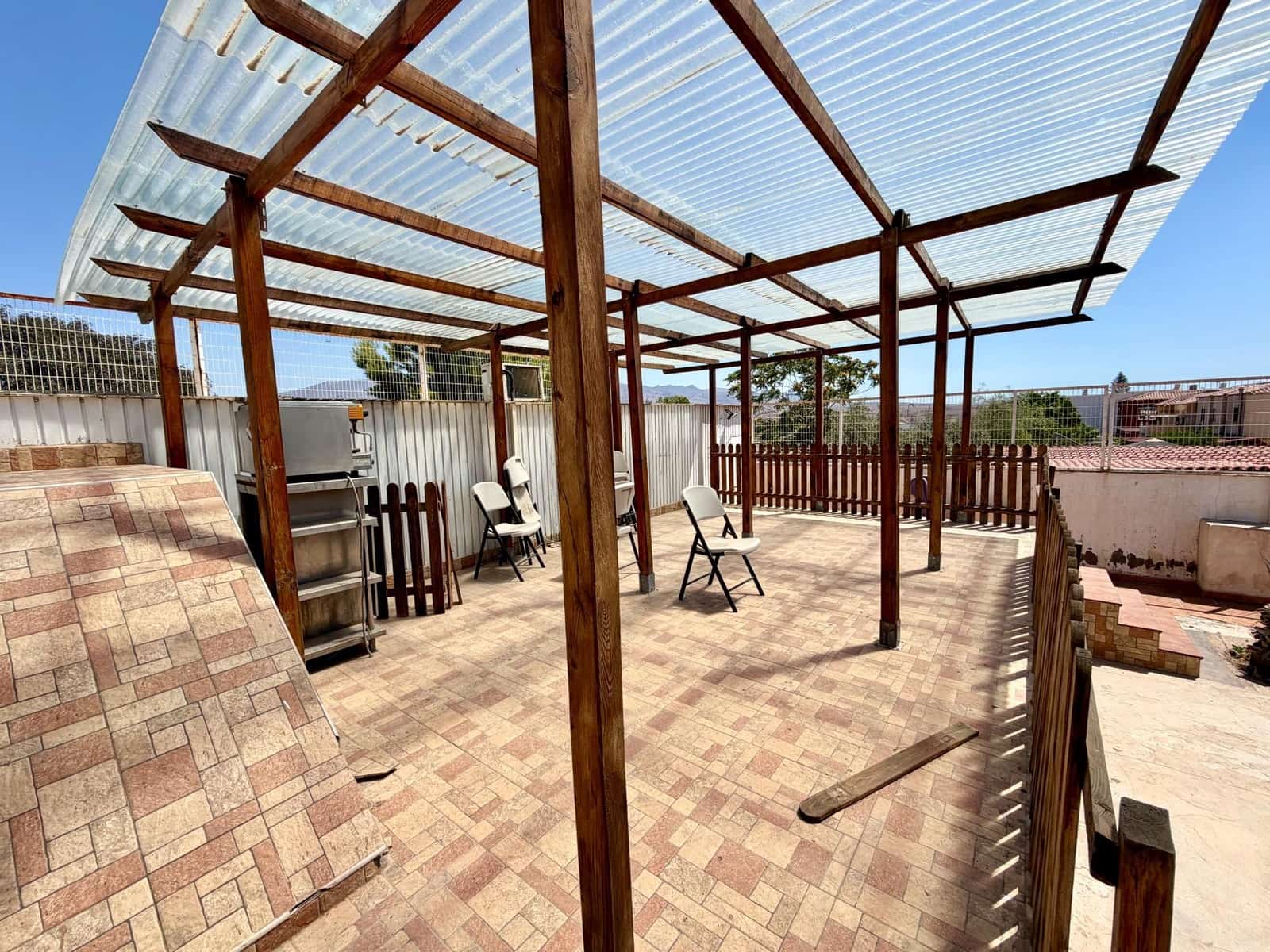 5 sovrum Villa till salu i Huercal de Almeria med garage - 320 000 € (Ref: 9949935)
