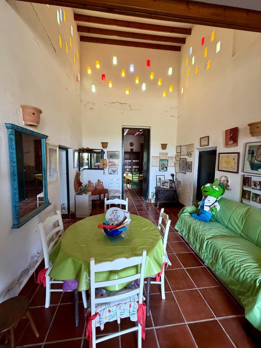 4 sypialnia Finka/Dom wiejski na sprzedaż w Gador z basenem - 595 000 € (Ref: 9966743)