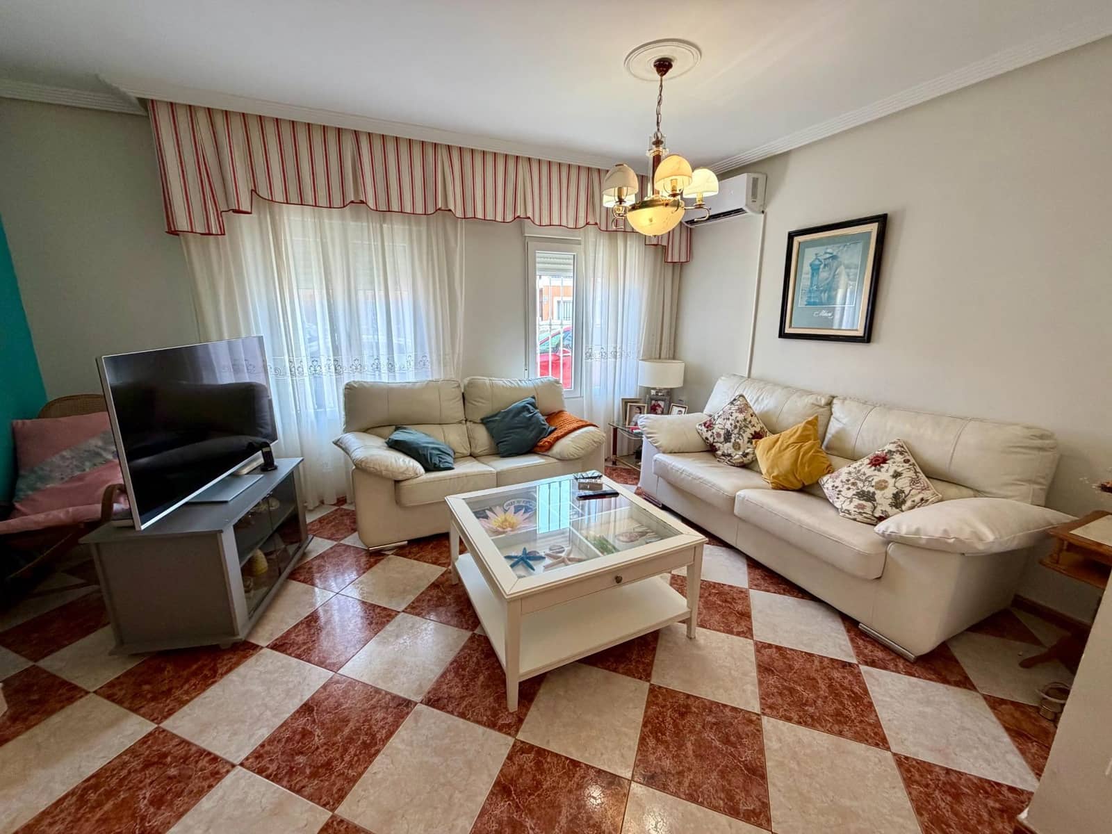 4 bedroom Terraced Villa for sale in Almeria city - € 249,000 (Ref: 9973449)