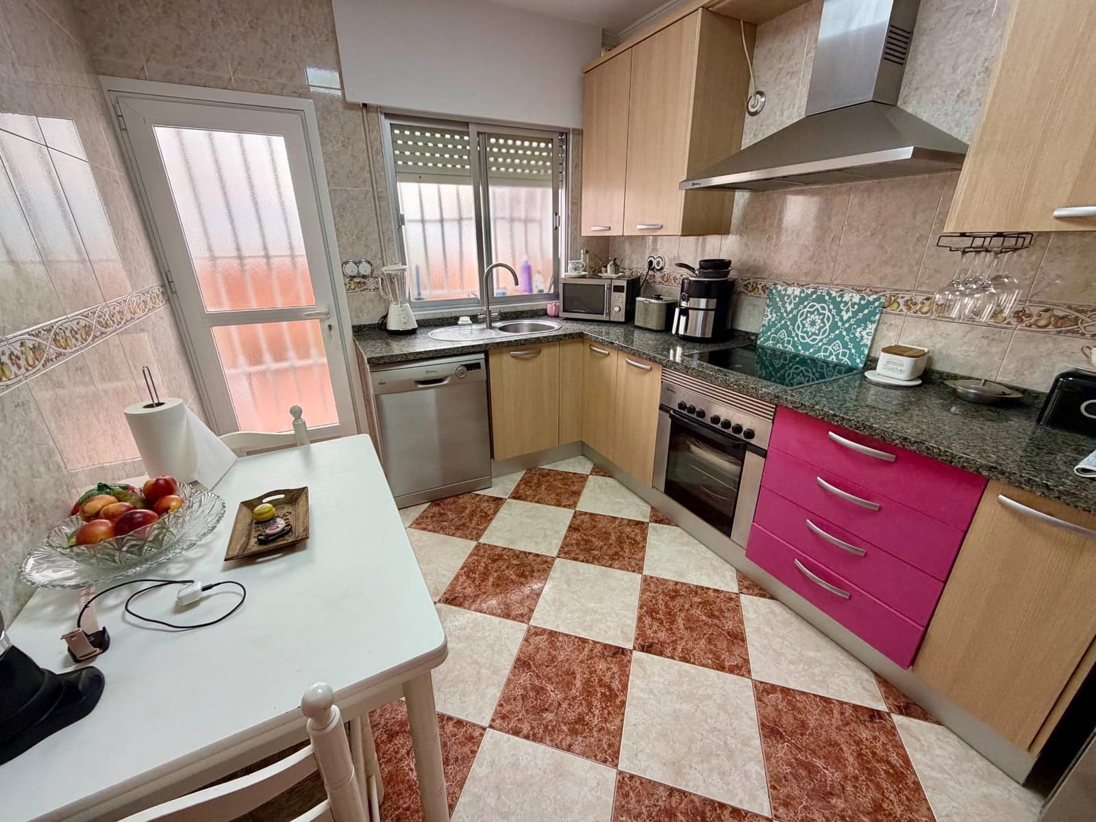 4 bedroom Terraced Villa for sale in Almeria city - € 249,000 (Ref: 9973449)