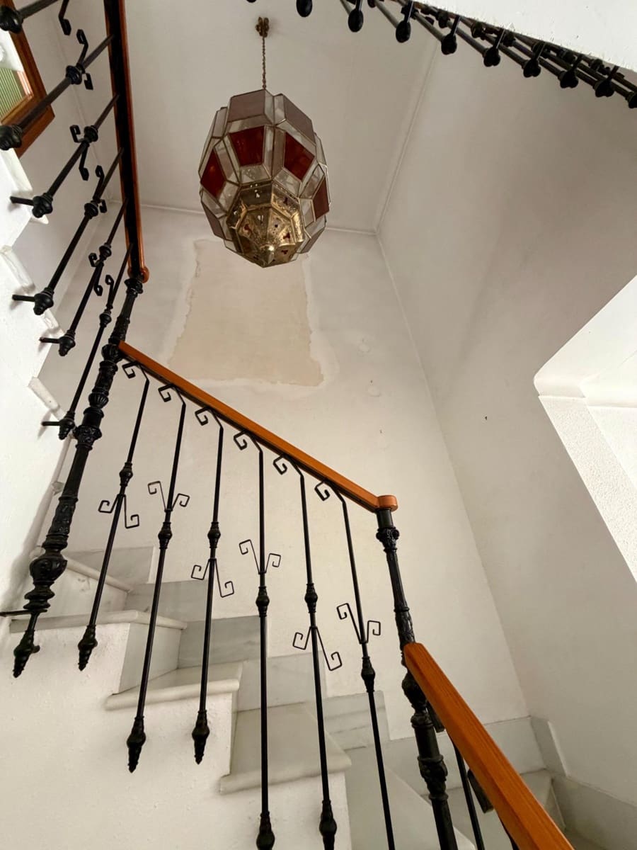 8 bedroom Villa for sale in Vera - € 399,900 (Ref: 9977436)