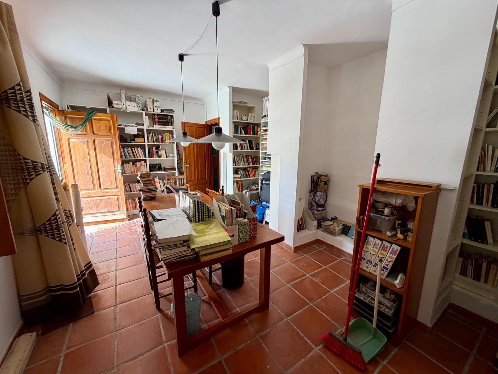 8 bedroom Villa for sale in Vera - € 399,900 (Ref: 9977436)