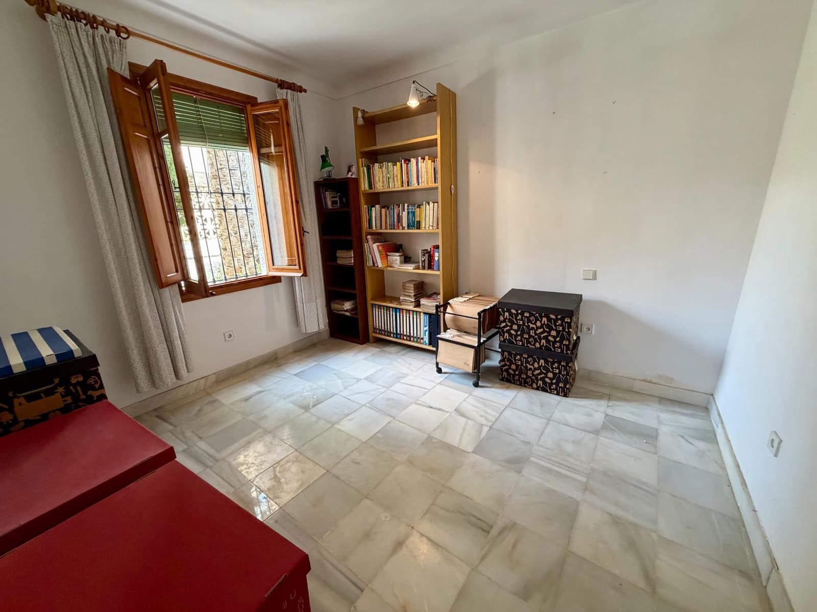 8 bedroom Villa for sale in Vera - € 399,900 (Ref: 9977436)