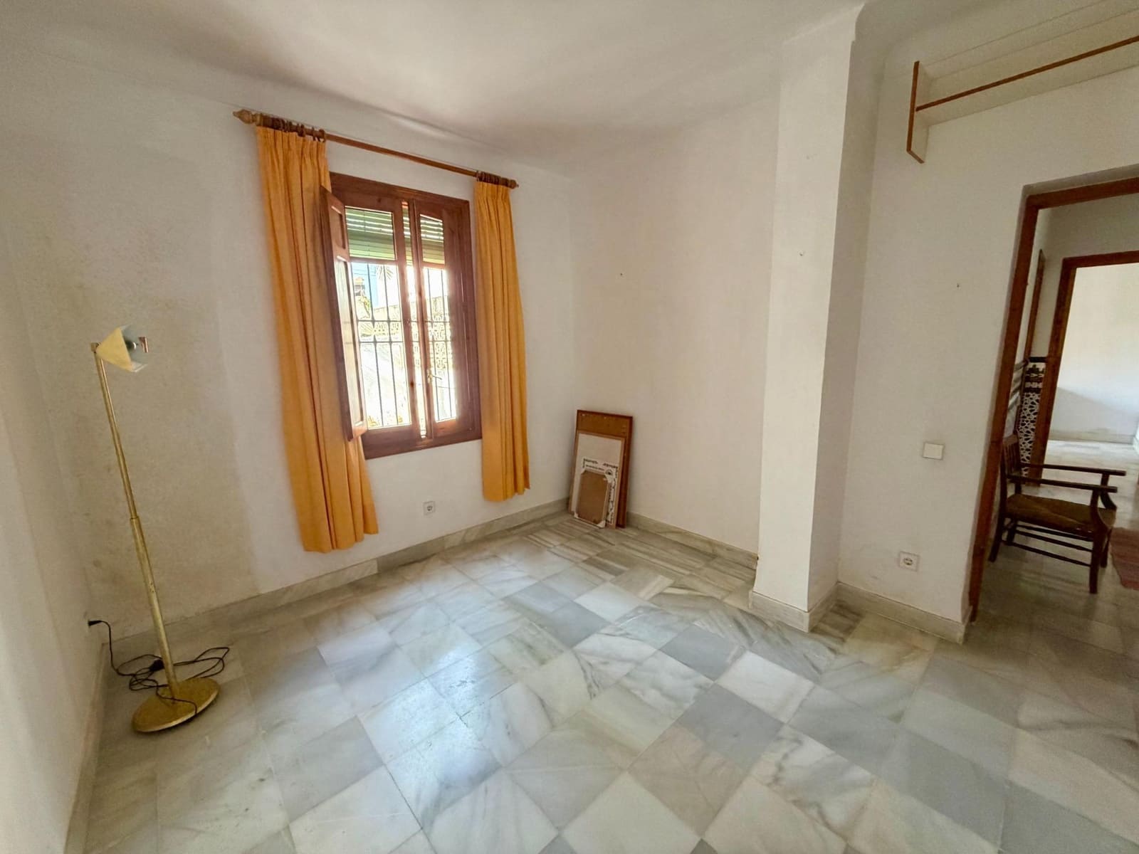 8 bedroom Villa for sale in Vera - € 399,900 (Ref: 9977436)