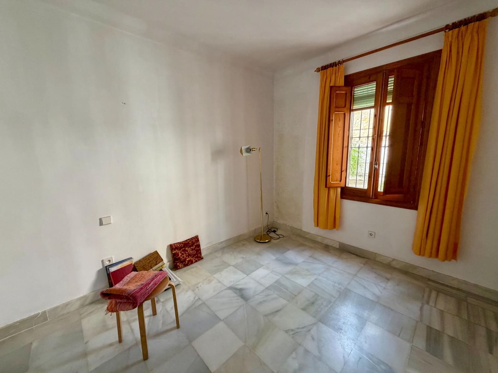 8 bedroom Villa for sale in Vera - € 399,900 (Ref: 9977436)