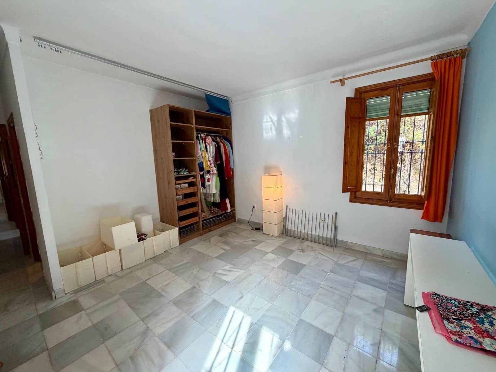 8 bedroom Villa for sale in Vera - € 399,900 (Ref: 9977436)