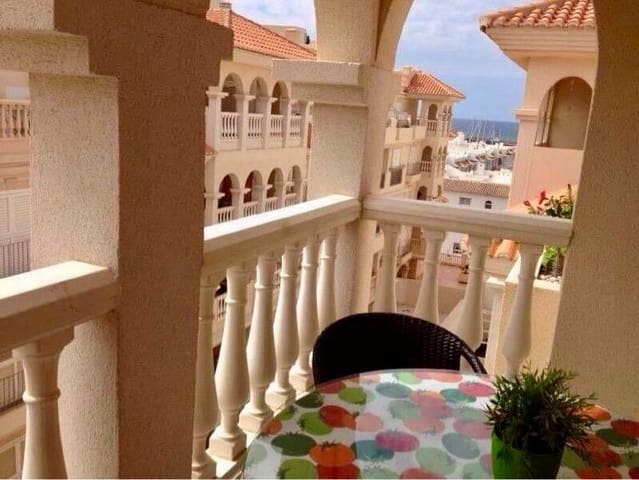 Apartamento de 1 habitación en Almerimar, El Ejido en venta con piscina garaje - 189.899 € (Ref: 9986973)