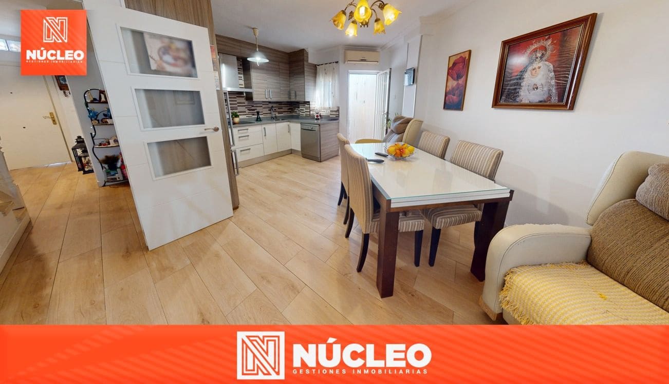 4 soveværelse Semi-Rækkehus til salg i El Campello med garage - € 299.000 (Ref: 8806757)