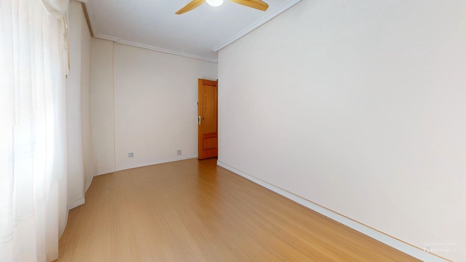 4 soveværelse Semi-Rækkehus til salg i El Campello med garage - € 299.000 (Ref: 8806757)