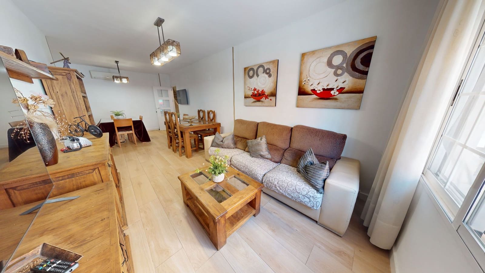 4 soveværelse Semi-Rækkehus til salg i El Campello med garage - € 299.000 (Ref: 8806757)