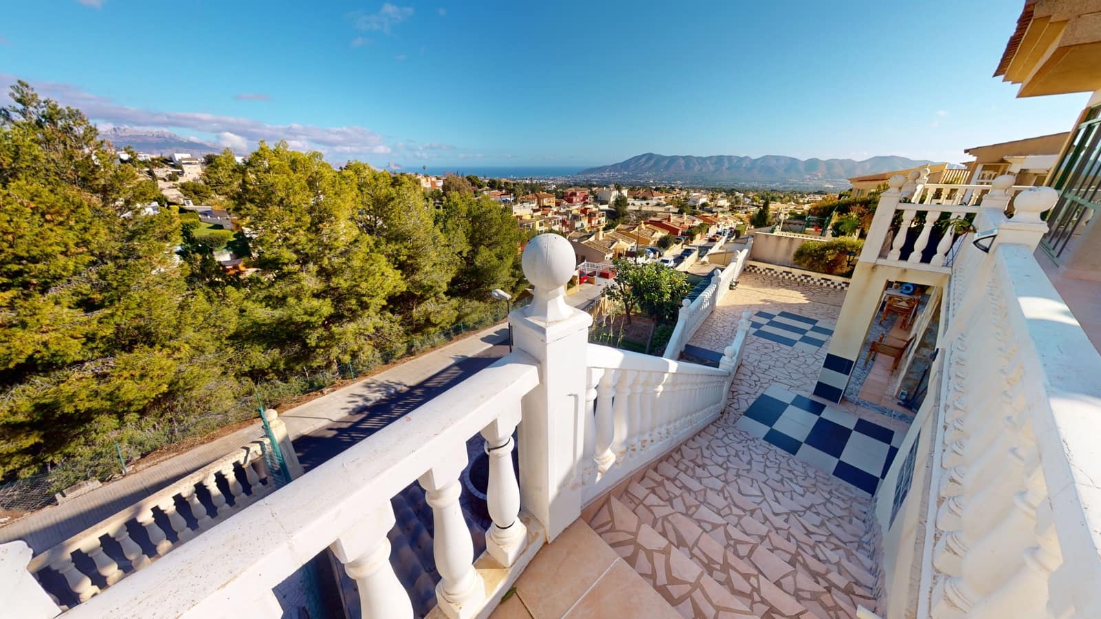 3 soverom Villa til salgs i La Nucia med svømmebasseng garasje - € 460 000 (Ref: 8806792)