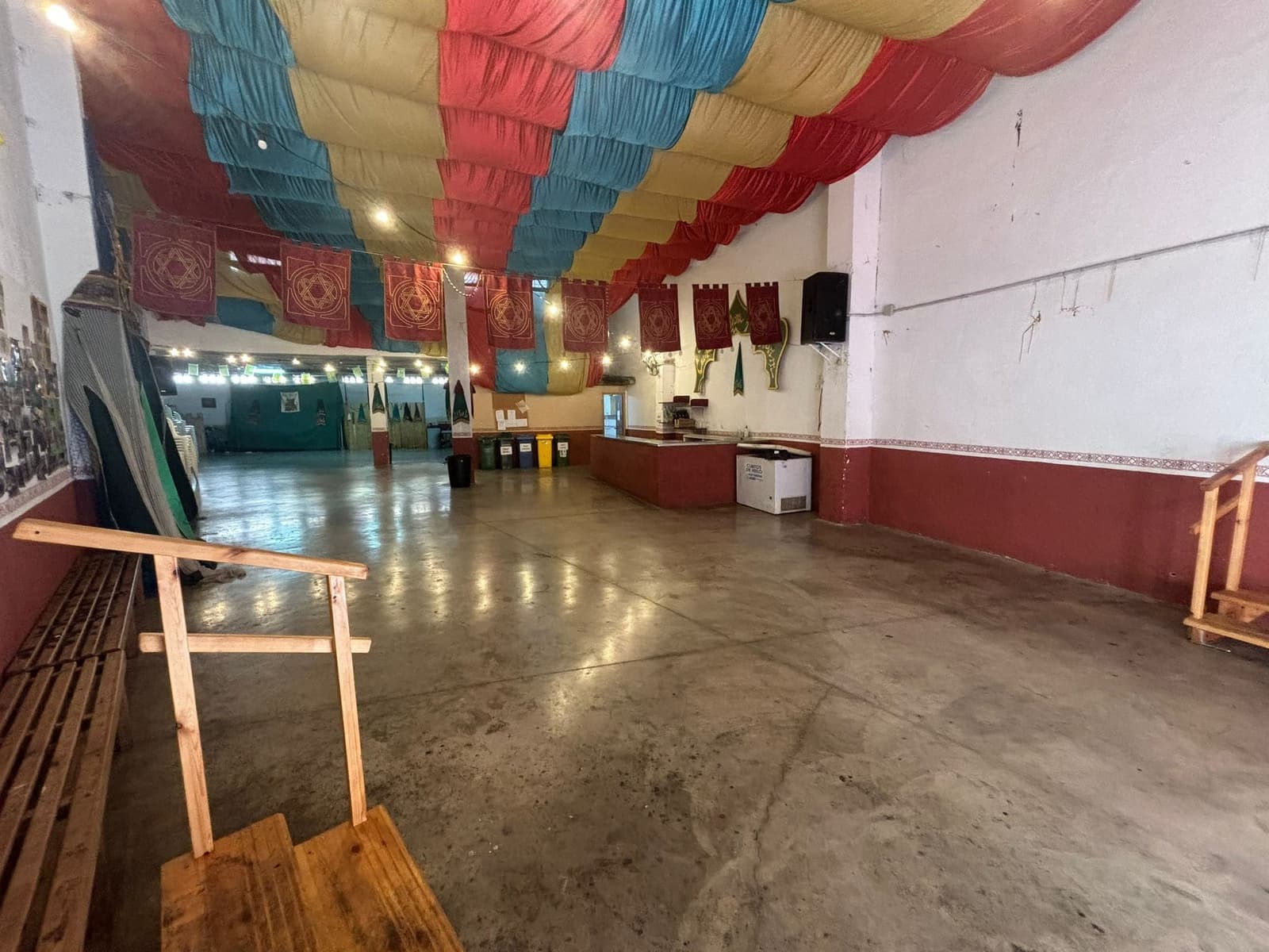 Erhverv til salg i El Campello - € 160.000 (Ref: 8806866)