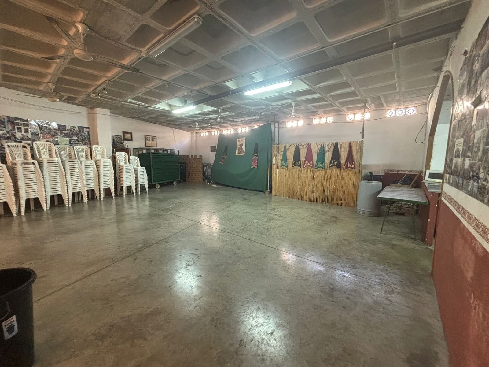 Erhverv til salg i El Campello - € 160.000 (Ref: 8806866)