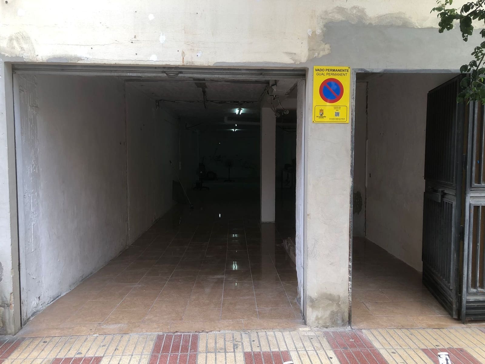 Erhverv til salg i El Campello - € 85.000 (Ref: 8806870)