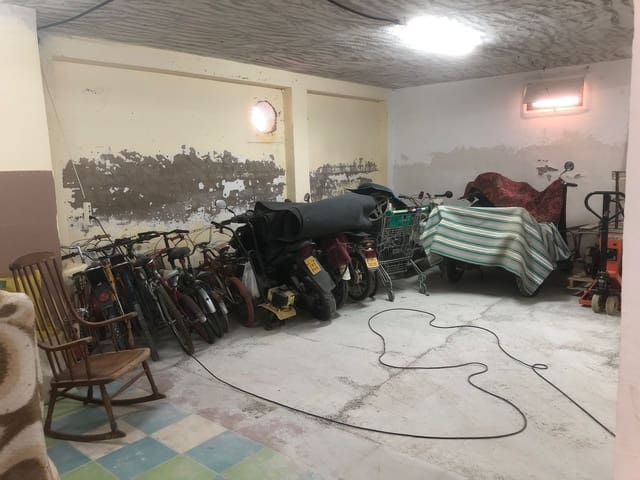 Kommersiell til salgs i El Campello - € 85 000 (Ref: 8806870)