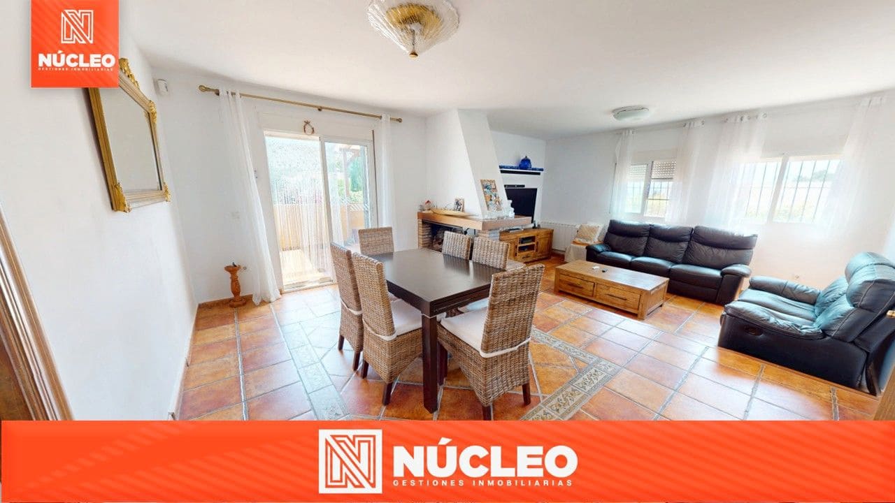 4 bedroom Villa for sale in Muchamiel / Mutxamel with garage - € 299,000 (Ref: 8981967)