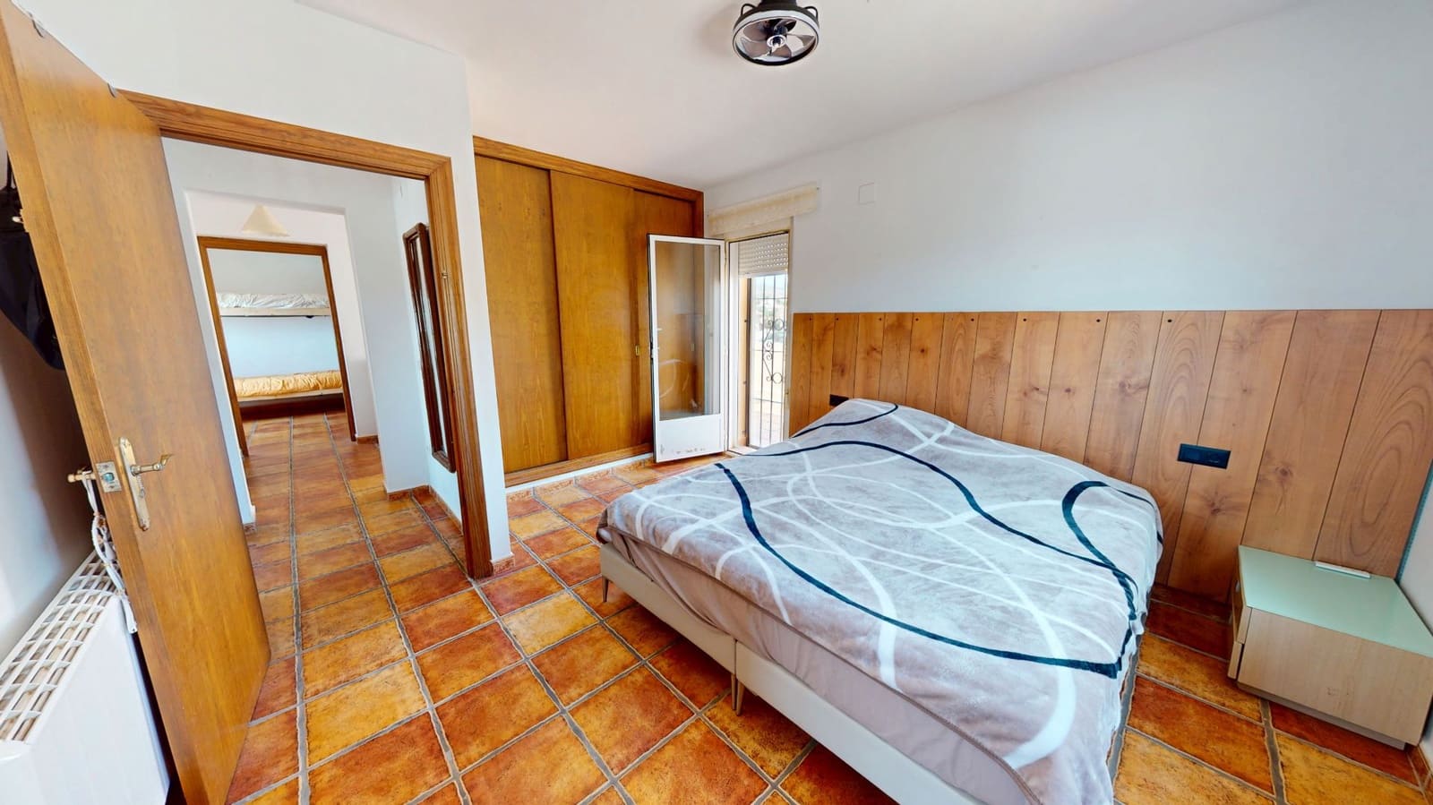 4 bedroom Villa for sale in Muchamiel / Mutxamel with garage - € 299,000 (Ref: 8981967)