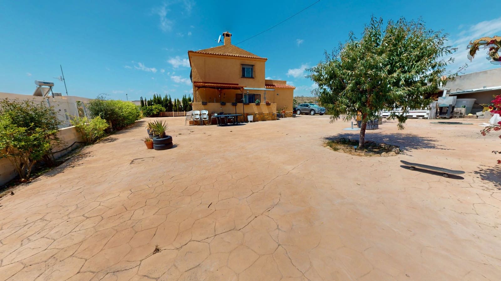 4 bedroom Villa for sale in Muchamiel / Mutxamel with garage - € 299,000 (Ref: 8981967)