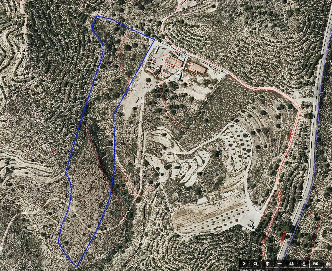 Ubebygd land til salgs i Busot - € 74 000 (Ref: 8990138)