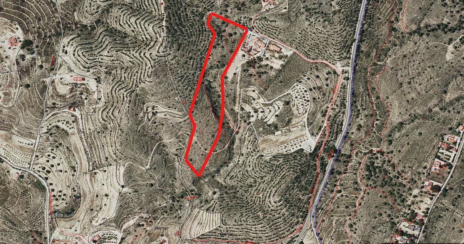 Ubebygd land til salgs i Busot - € 74 000 (Ref: 8990138)