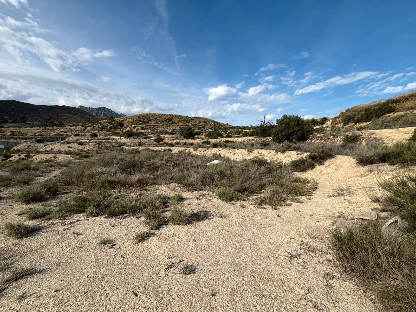 Ubebygd land til salgs i Busot - € 51 000 (Ref: 9031095)