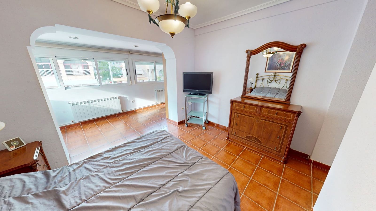 4 soverom Villa til salgs i El Campello med svømmebasseng garasje - € 530 000 (Ref: 9043917)