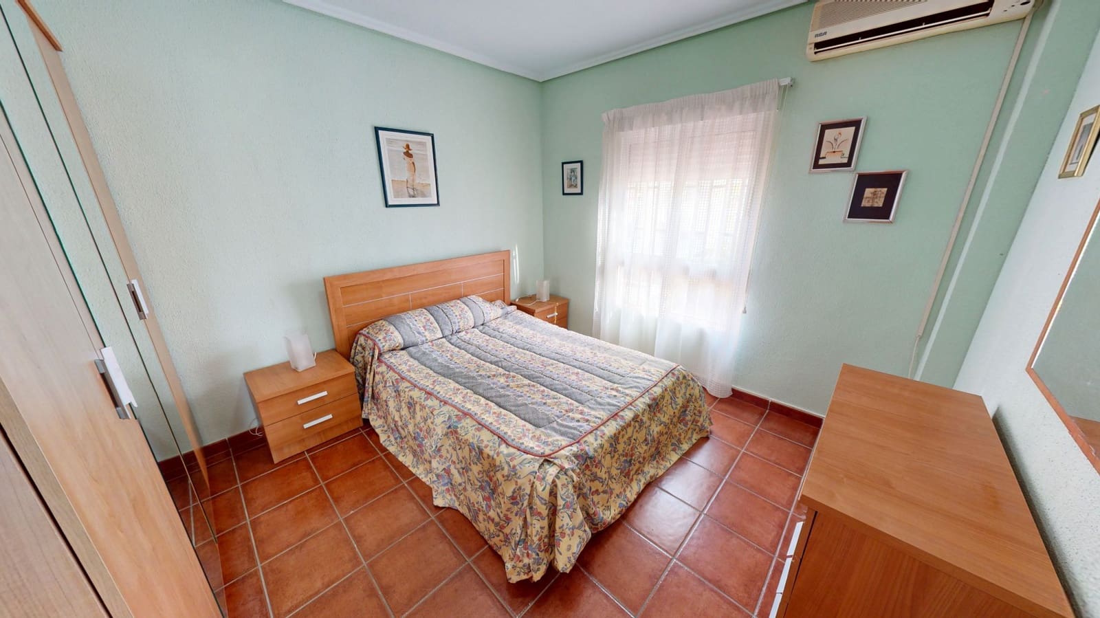 4 soverom Villa til salgs i El Campello med svømmebasseng garasje - € 530 000 (Ref: 9043917)