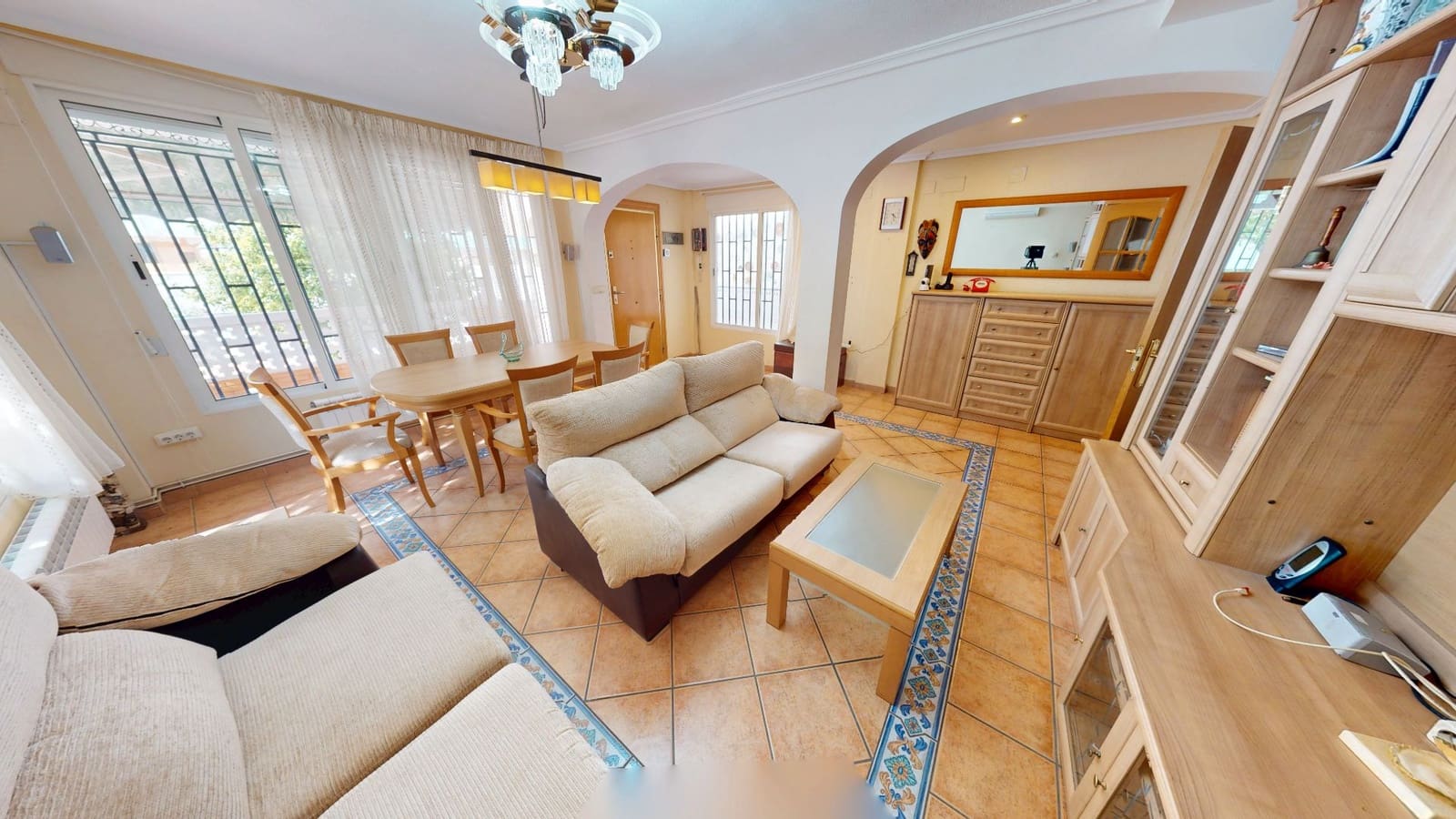 4 soverom Villa til salgs i El Campello med svømmebasseng garasje - € 530 000 (Ref: 9043917)