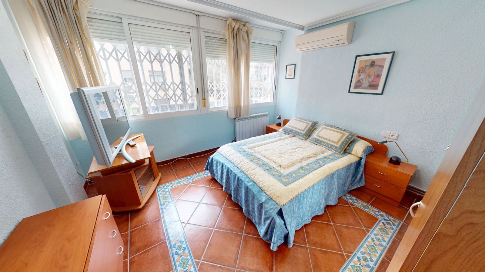 4 soverom Villa til salgs i El Campello med svømmebasseng garasje - € 530 000 (Ref: 9043917)