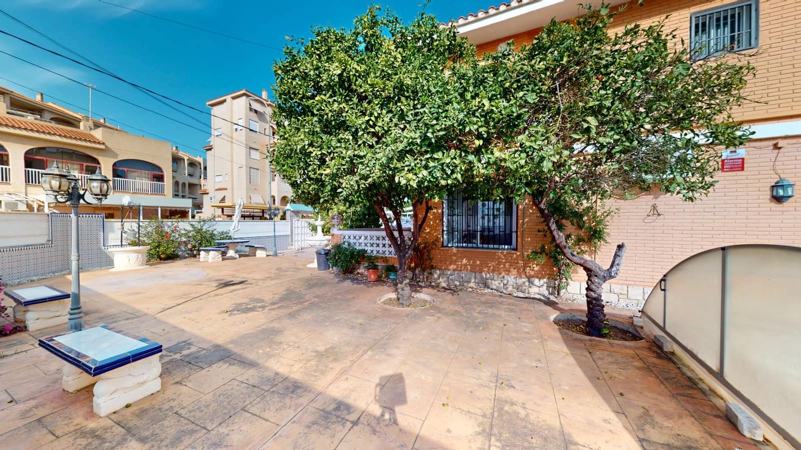 4 soverom Villa til salgs i El Campello med svømmebasseng garasje - € 530 000 (Ref: 9043917)