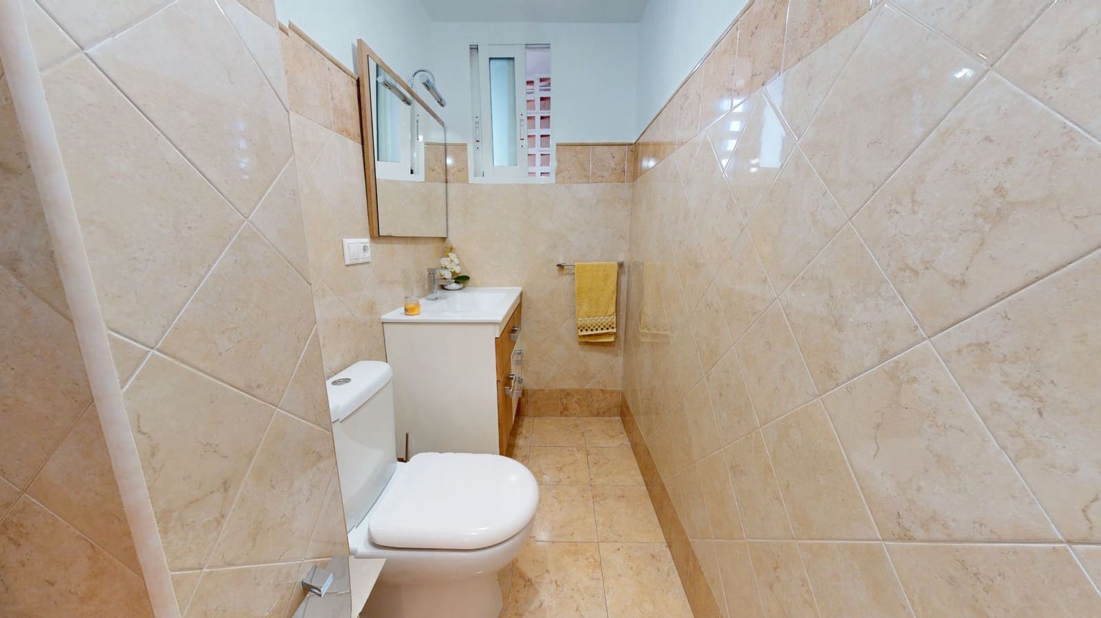 3 soveværelse Lejlighed til salg i Alicante by med swimmingpool - € 280.000 (Ref: 9094766)