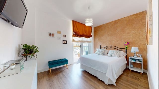 3 soveværelse Lejlighed til salg i Vistahermosa, Alicante by med swimmingpool - € 280.000 (Ref: 9094766)