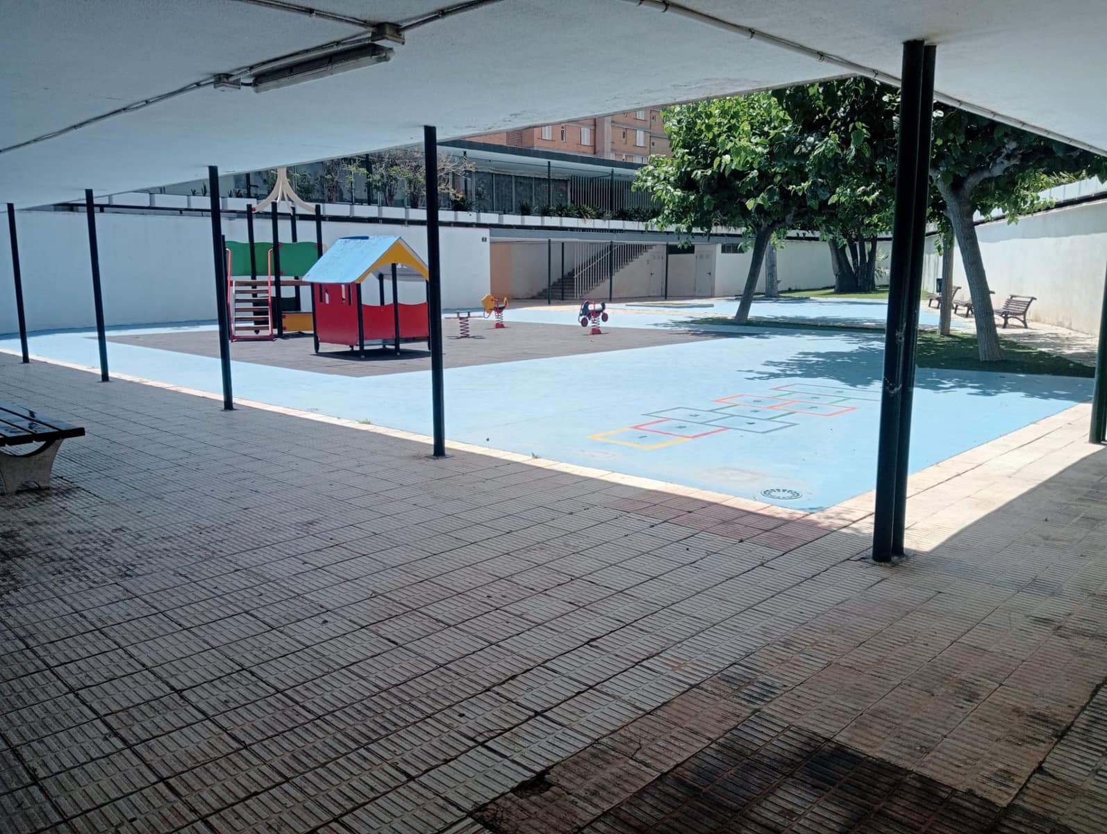 3 soveværelse Lejlighed til salg i Alicante by med swimmingpool - € 280.000 (Ref: 9094766)