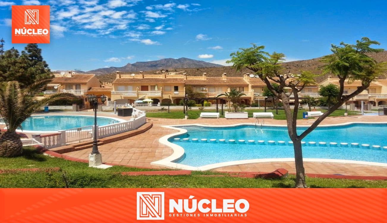 2 soveværelse Bungalow til salg i El Campello med swimmingpool - € 196.000 (Ref: 9148825)