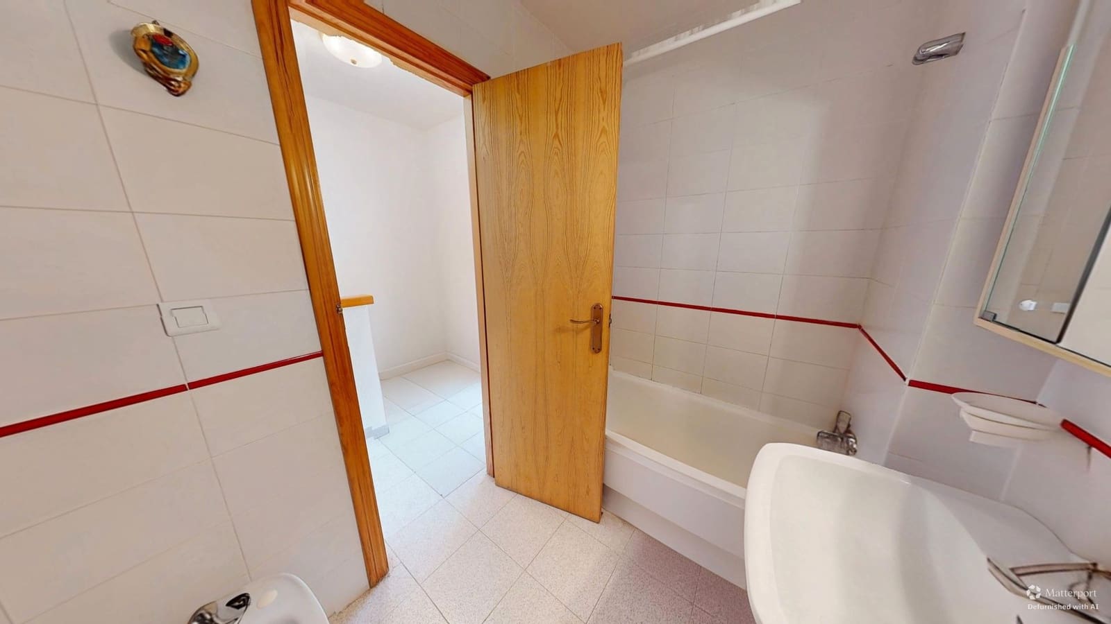 2 soveværelse Bungalow til salg i El Campello med swimmingpool - € 196.000 (Ref: 9148825)