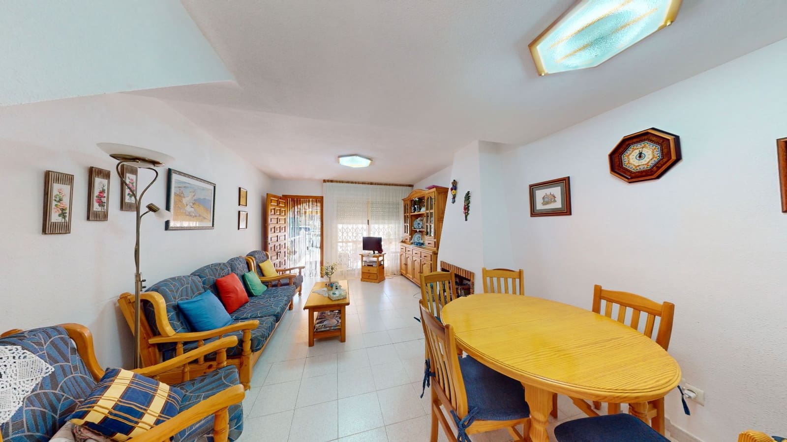 2 soveværelse Bungalow til salg i El Campello med swimmingpool - € 196.000 (Ref: 9148825)