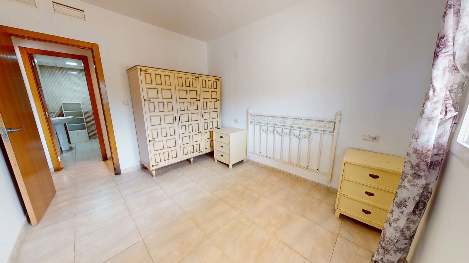 2 soveværelse Lejlighed til salg i La Torre de les Macanes med swimmingpool - € 95.000 (Ref: 9211705)