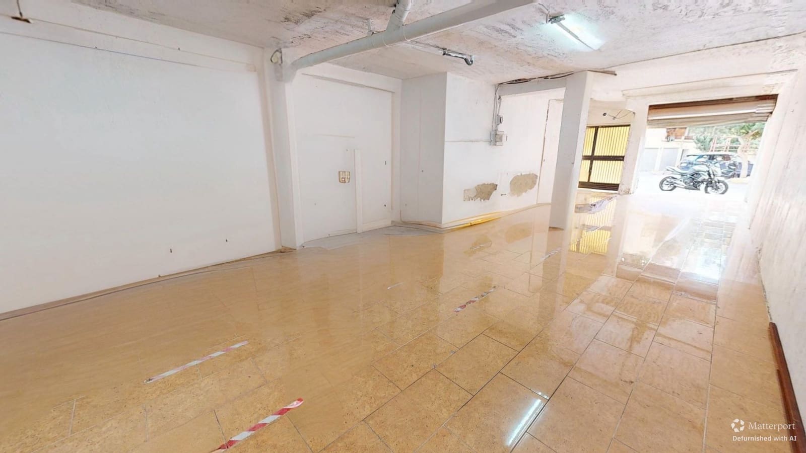 Kommersiell til salgs i El Campello - € 85 000 (Ref: 9279813)