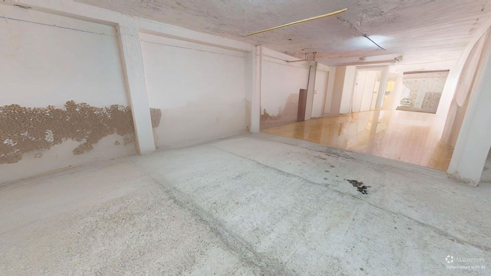 Kommersiell til salgs i El Campello - € 85 000 (Ref: 9279813)